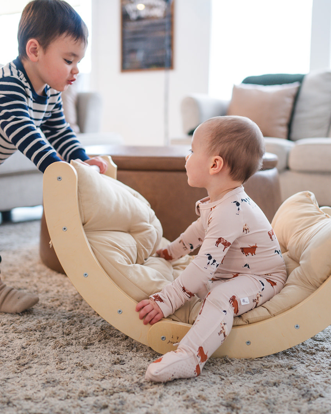 Climbing Arch Cushion - Poppyseed Play