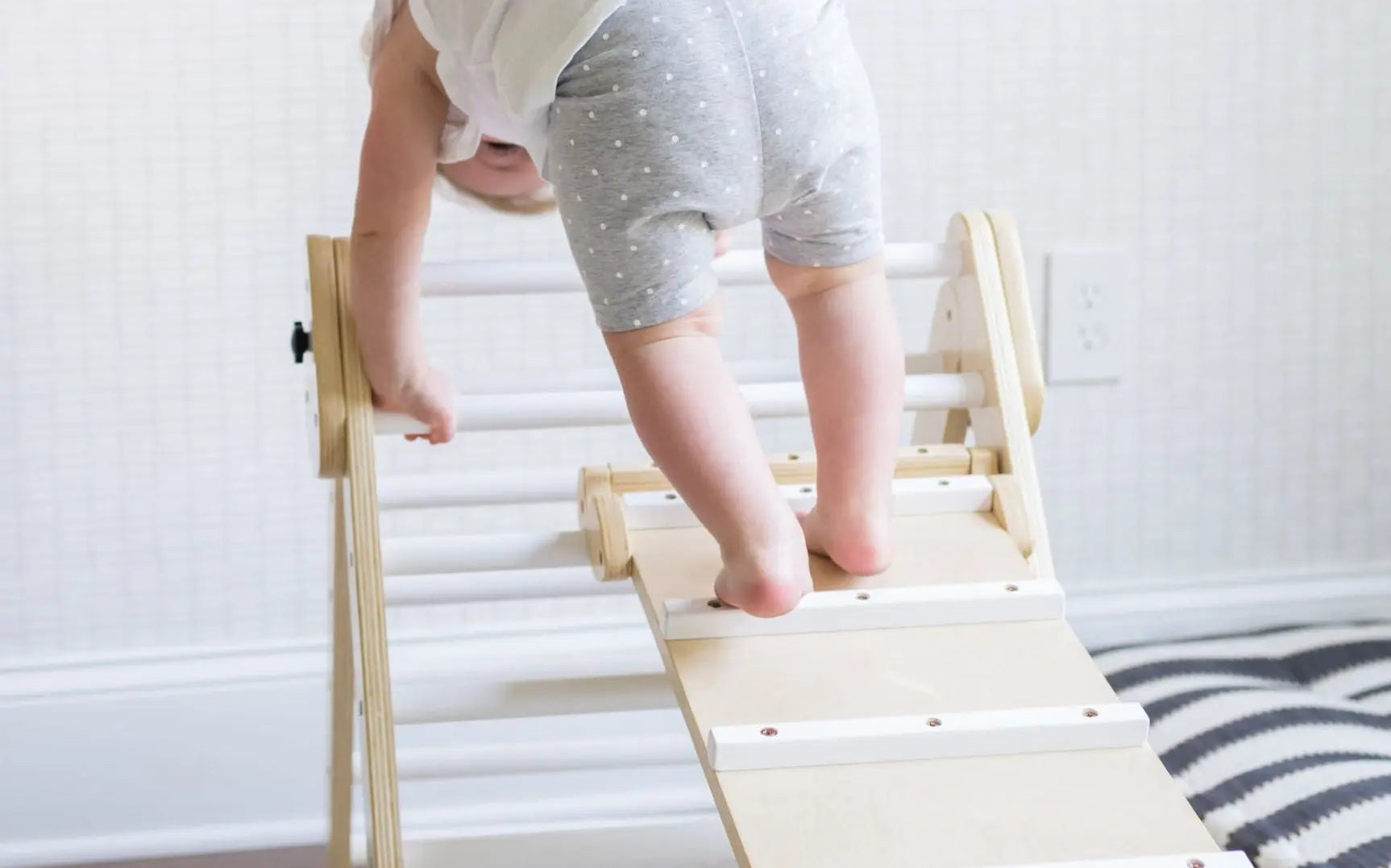 Overview of the Ultimate Climbing Set with climbing arch, triangle, and ramp.